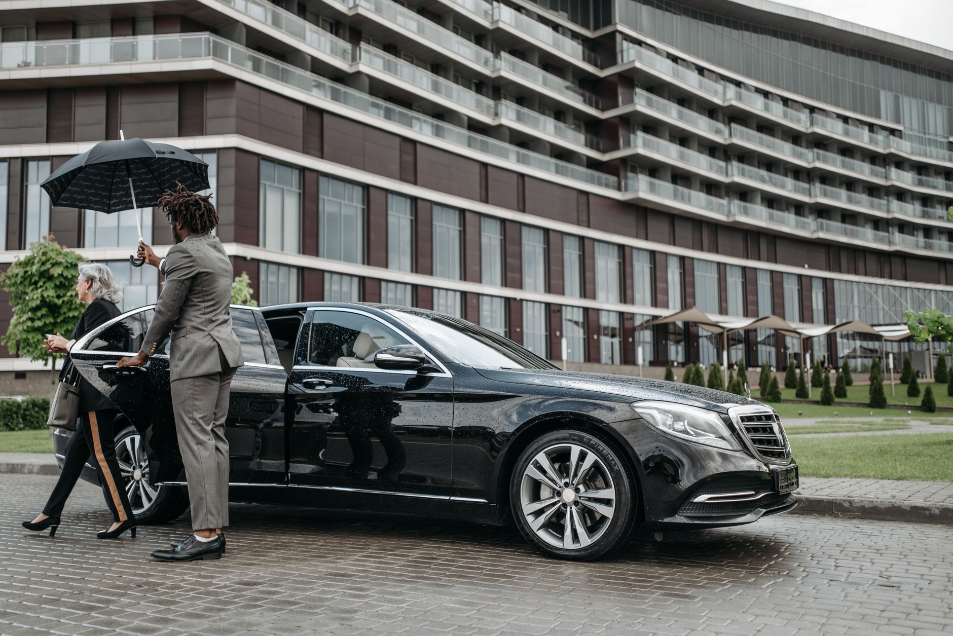 Chauffeur privé équipe à Saint-Quentin